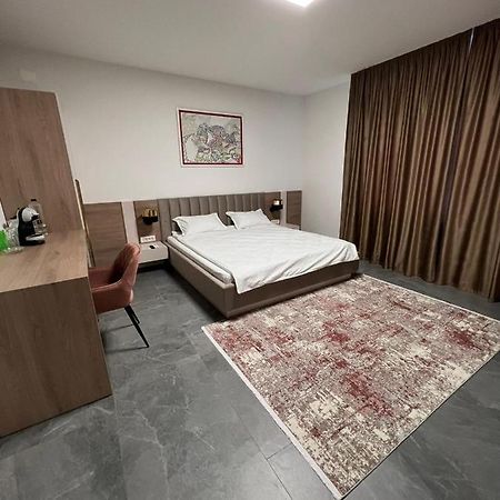 Arcgroup Medical Apartment Oradea Exterior foto