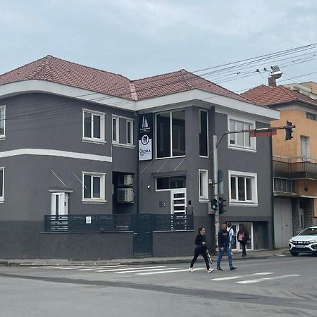 Arcgroup Medical Apartment Oradea Exterior foto