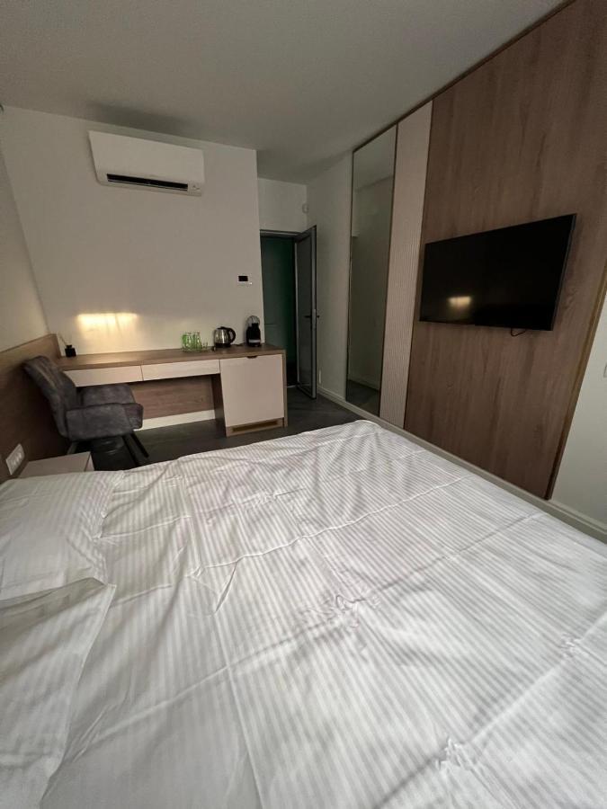 Arcgroup Medical Apartment Oradea Exterior foto