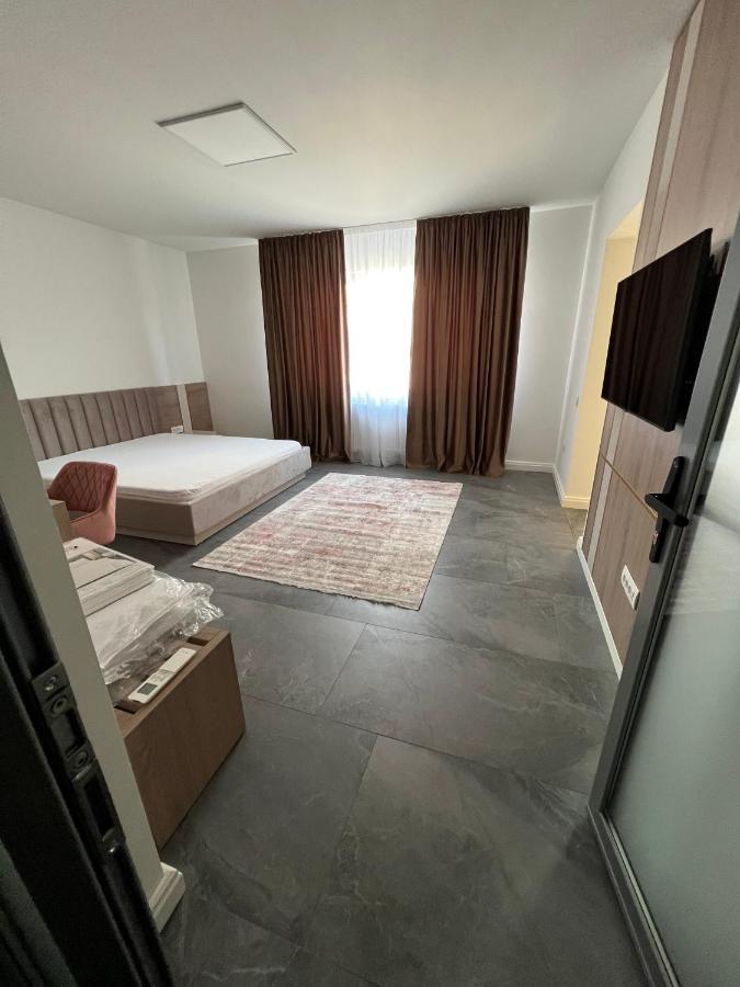 Arcgroup Medical Apartment Oradea Exterior foto
